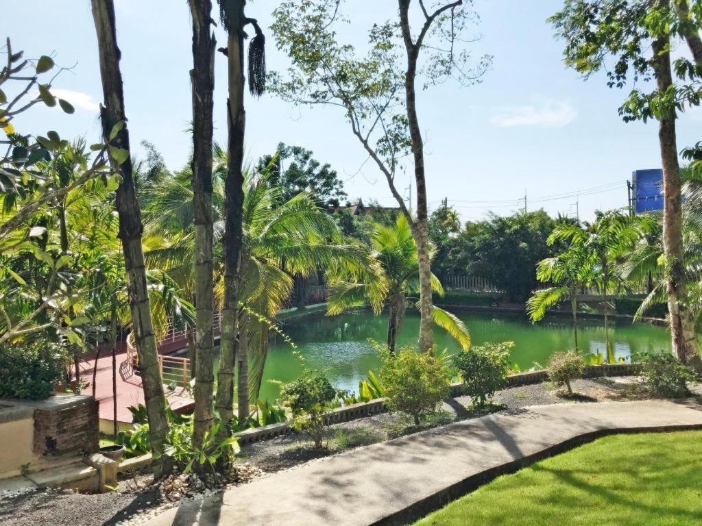 Royal Lee Resort And Spa Nai Yang-stranden Eksteriør billede