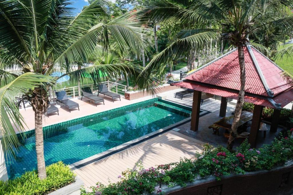 Royal Lee Resort And Spa Nai Yang-stranden Eksteriør billede