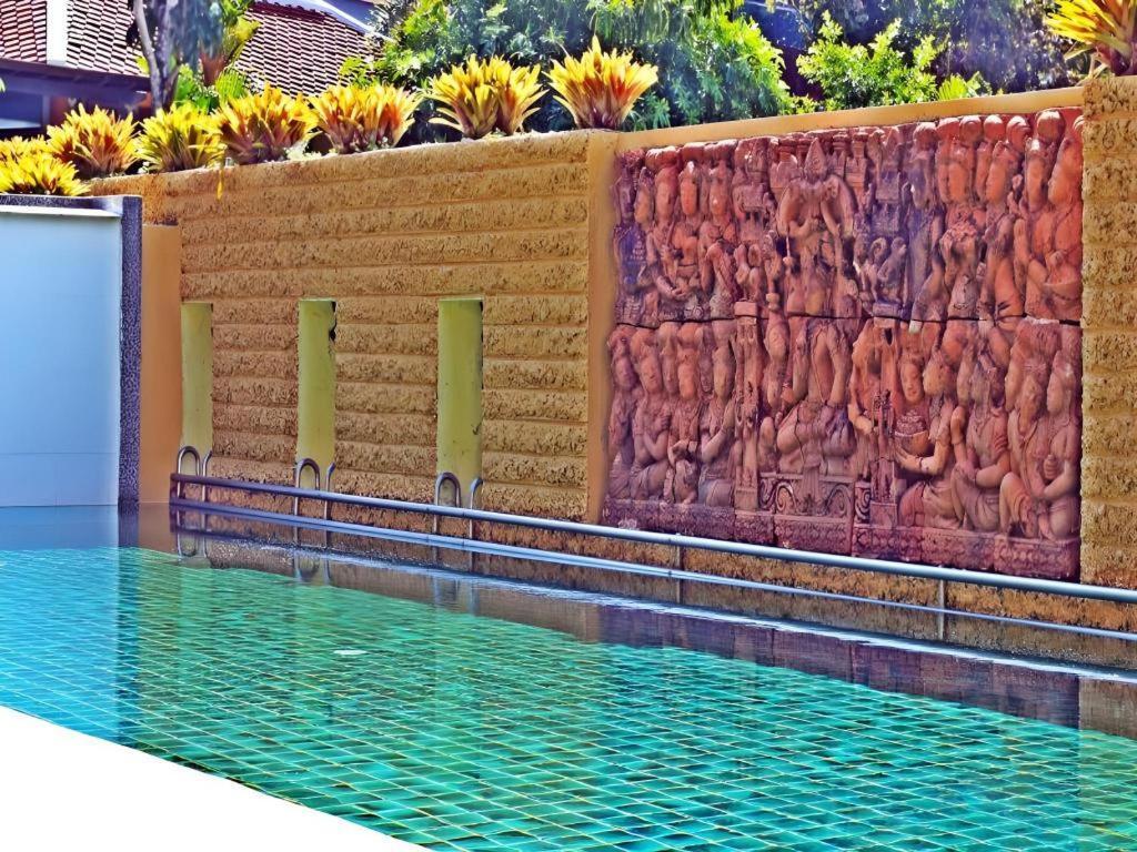 Royal Lee Resort And Spa Nai Yang-stranden Eksteriør billede