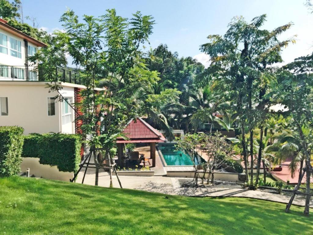 Royal Lee Resort And Spa Nai Yang-stranden Eksteriør billede