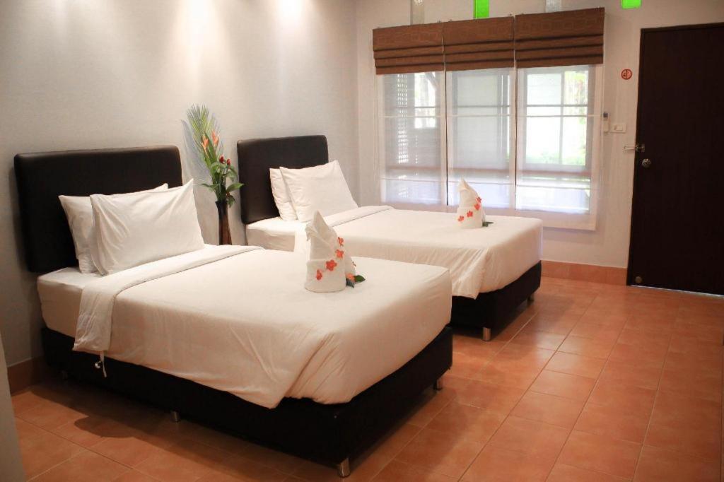 Royal Lee Resort And Spa Nai Yang-stranden Eksteriør billede